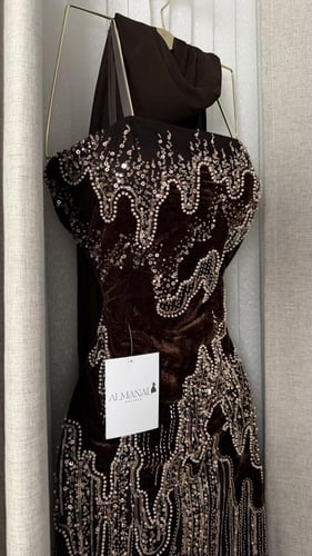 فستان سهره شتوي بني توب وشال