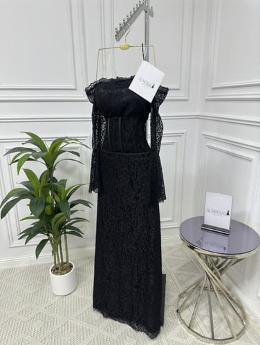 فستان داتيل مبطن كورسيه مقوى