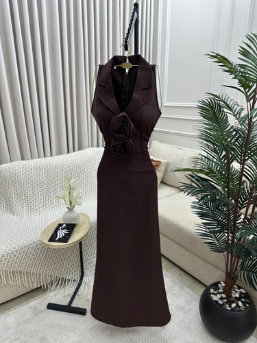 فستان ناعم بني