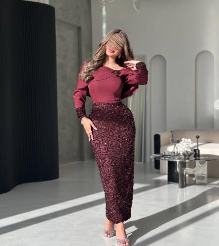 فستان ميدي بكتف منسدل وتطريز ترتر