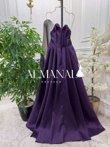 سهرة ميكادو بنفسجي ملكي بشريط ترتر فضي أسفل الفستا...