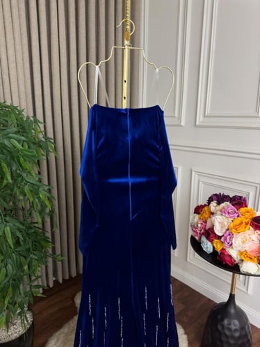 فستان مخمل نيلي