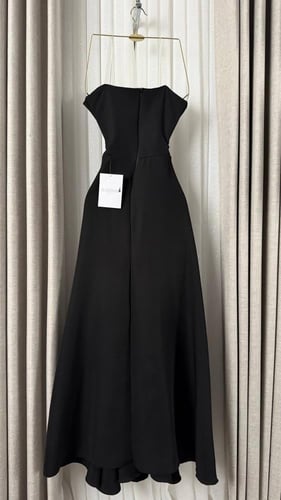 فستان ناعم اسود قطعتين توب مطرز