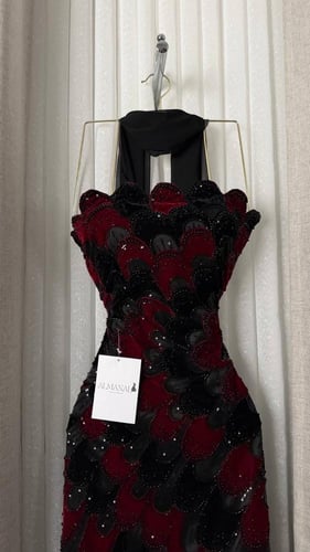 فستان سهره شتوي مخمل مع شال