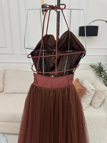 ميكادو تطريز يدوي مع تل ناعم