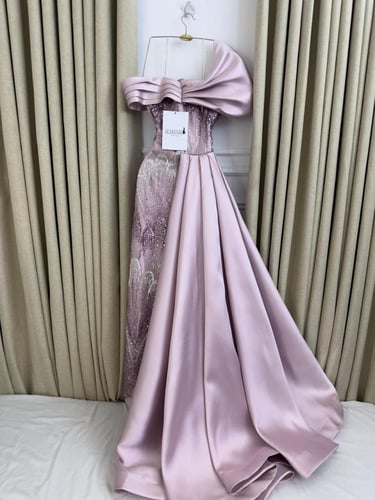 فستان سهره موف تل تطريز خرز وذيل ميكادو