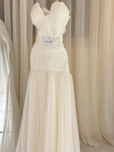 فستان ناعم ابيض توب