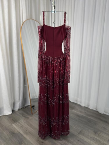 فستان باربي مطرز كلفه تطريز خرز