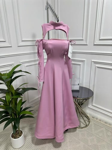 فستان بينك تفته