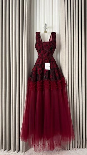 فستان سهره عودي ورود وتل طبقات