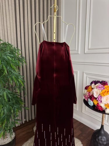 فستان مخمل عودي