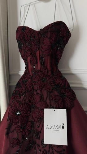 فستان سهره برغندي طويل كلفه تطريز