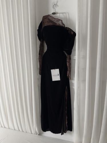 فساتين ناعم شتوي بني دانتيل