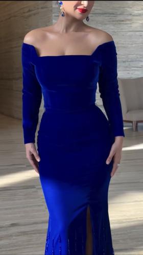 فستان مخمل نيلي