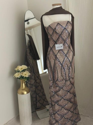 فستان سهره كلفه تطريز خرز وشال