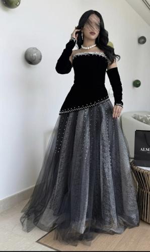 فستان شتوي اسود توب باكمام منفصله