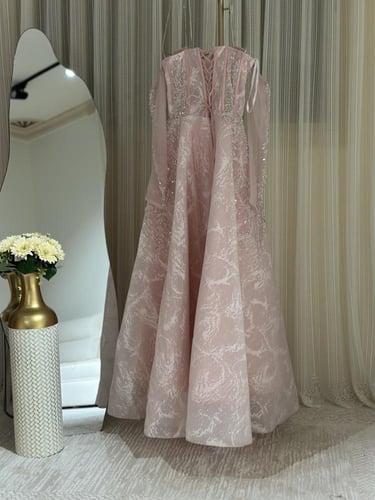 فستان سهره بينك كلفه تطريز