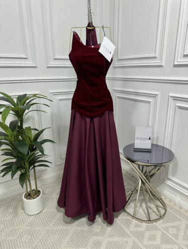 فستان جوخ عودي كلوش تفته استرتش