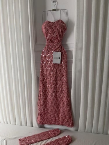 فستان سهره مطرز خرز اكمام منفصله بينك