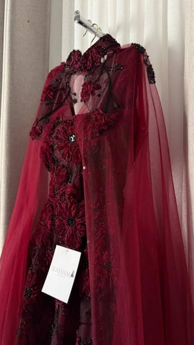 فستان سهره عودي ورود وتل طبقات