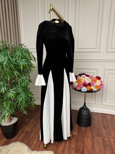 فستان مخمل اسود اكمام