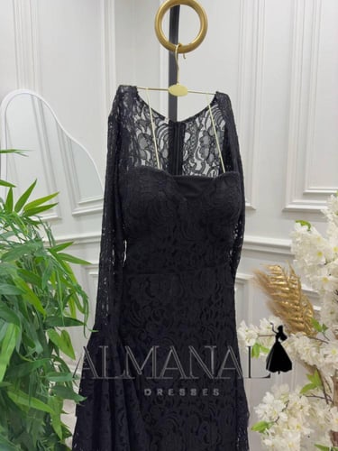 فستان ناعم دانتيل اكمام