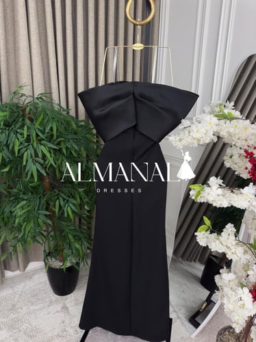 فستان كلارا اسود