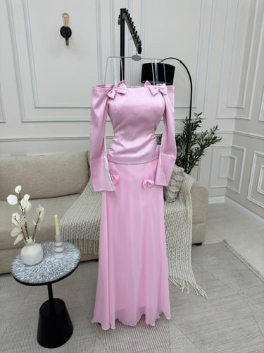 فستان شيفون صدر تفته حرير