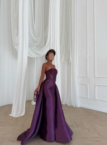 فستان ارجواني ملكي