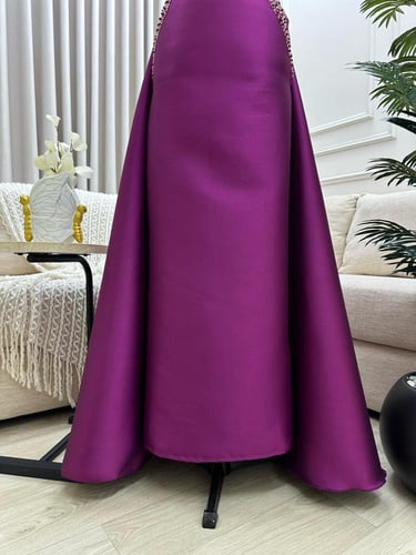 فستان ارجواني ملكي