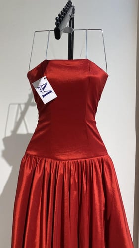 فستان احمر توب ميكادو