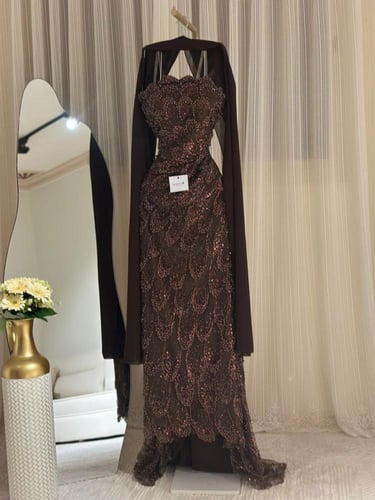 فستان سهره توب بني مطرز بخرز مع شال