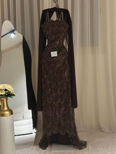 فستان سهره توب بني مطرز بخرز مع شال