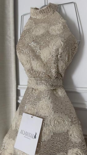 فستان ميد سهره تل مورد تطريز