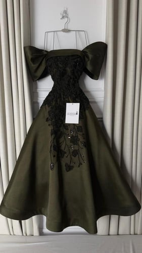 فستان سهره زيتي ميدي اكمام كلفه تطريز