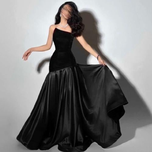 فستان مخمل اسود