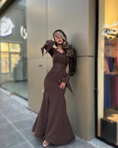 فستان بني باربي تطريز ورد