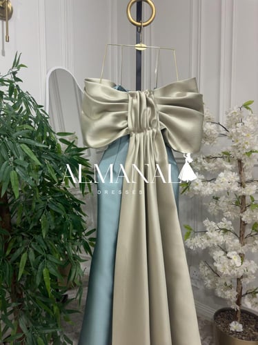 فستان سماوي اكمام منفوحه ولمسه