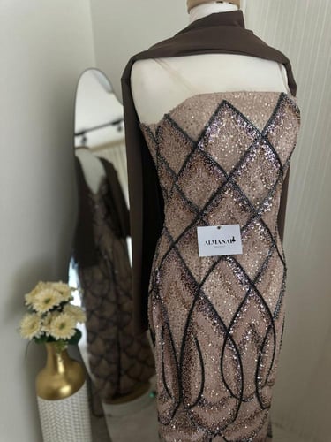 فستان سهره كلفه تطريز خرز وشال