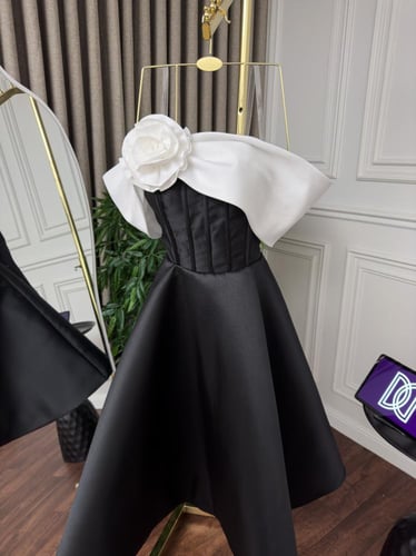 فستان قصير ناعم ميكادو