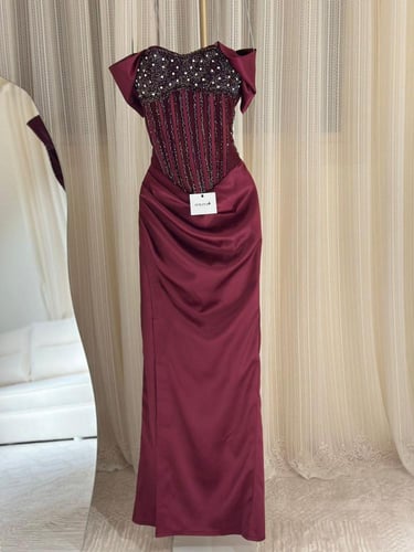 فستان سهره كورسيه تفته مع دانتيل تطريز