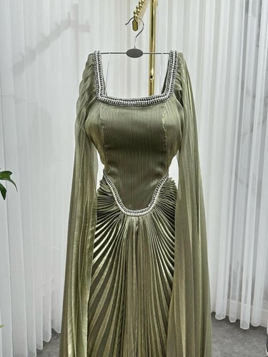 فستان سهره جازار مطرز