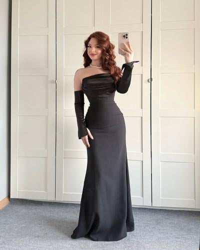 فستان ناعم اسود تفته استرتش