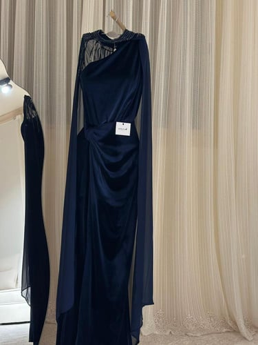 فستان شتوي مخمل كحلي