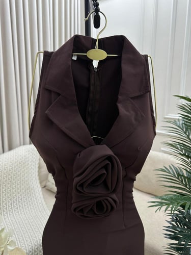 فستان ناعم بني