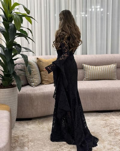 فستان ناعم دانتيل اكمام