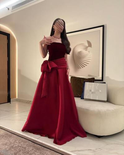 فستان شتوي جوخ ميكادو أحمر برغندي