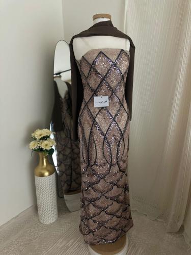 فستان سهره كلفه تطريز خرز وشال