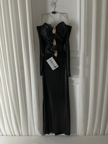 فستان اسود سهره ماسك