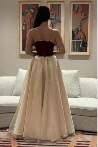 فستان توب شتوي ناعم برغندي كلوش بيج